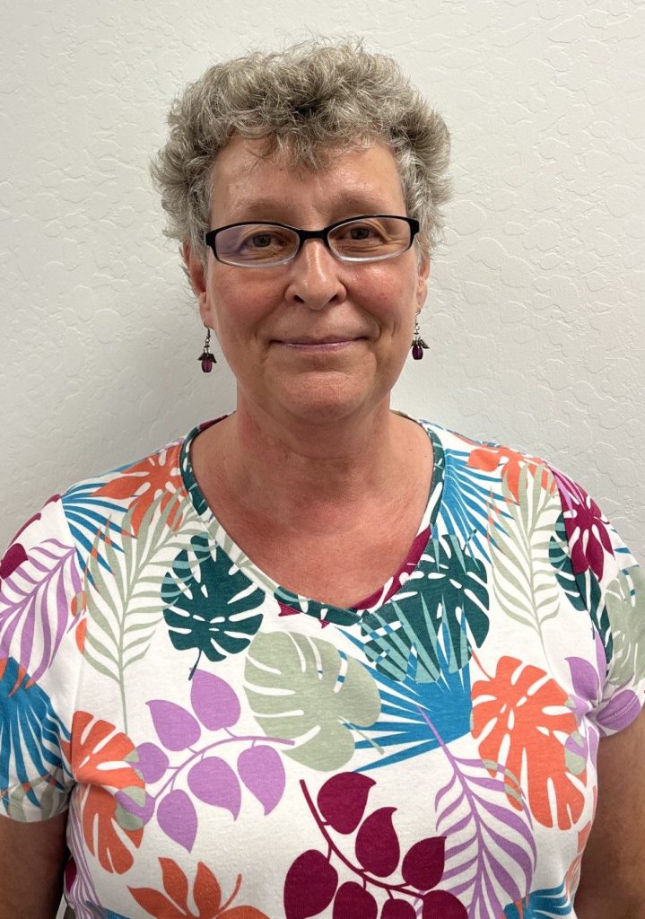 Renee Schultz, PT in Phoenix, AZ | Reflex Knee Specialists